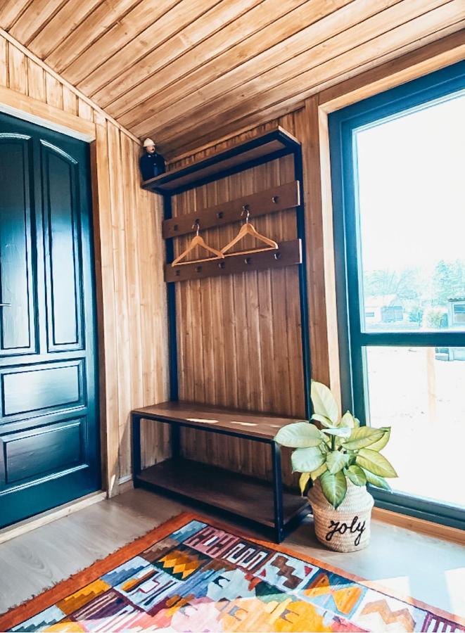 Joly Tiny House Hotel Overijse Bagian luar foto